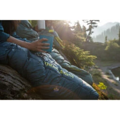 Therm-a-Rest Saros 20F/-6C R - Slaapzak - Stargazer -Buitenuitrusting 2020 thermarest washington cascades wells 2918 1539468