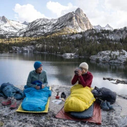 Therm-a-Rest Parsec 32F/0C - Regular - Slaapzak - Larch -Buitenuitrusting 2022 thermarest sierranevada california patitucci 0169 1539276