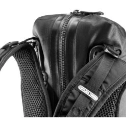 ORTLIEB Atrack CR 25L Backpack - Black 18 ORTLIEB Atrack CR 25L Backpack - Black -Buitenuitrusting ortlieb atrack 25 black r7152 13 1125465