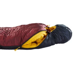 Nordisk Oscar -10° Mummy L Sleeping Bag - Rio Red/Mustard Yellow/Black -Buitenuitrusting oscar minus 10 mummy nordisk sleeping bag 05 836667