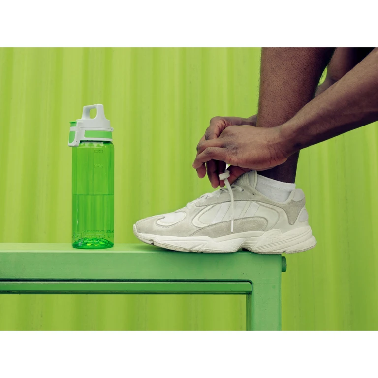 SIGG Total Color Bottle 0.6 L - Green 4 SIGG Total Color Bottle 0.6 L - Green - Afbeelding 2