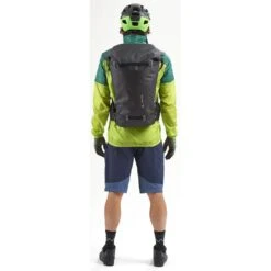 Vaude Proof 28 Rugzak - Zwart 23 Vaude Proof 28 Rugzak - Zwart -Buitenuitrusting vaude proof 28 backpack dusty forest b 6 1173812